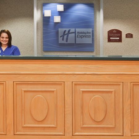 Holiday Inn Express & Suites Alliance By Ihg Bagian luar foto
