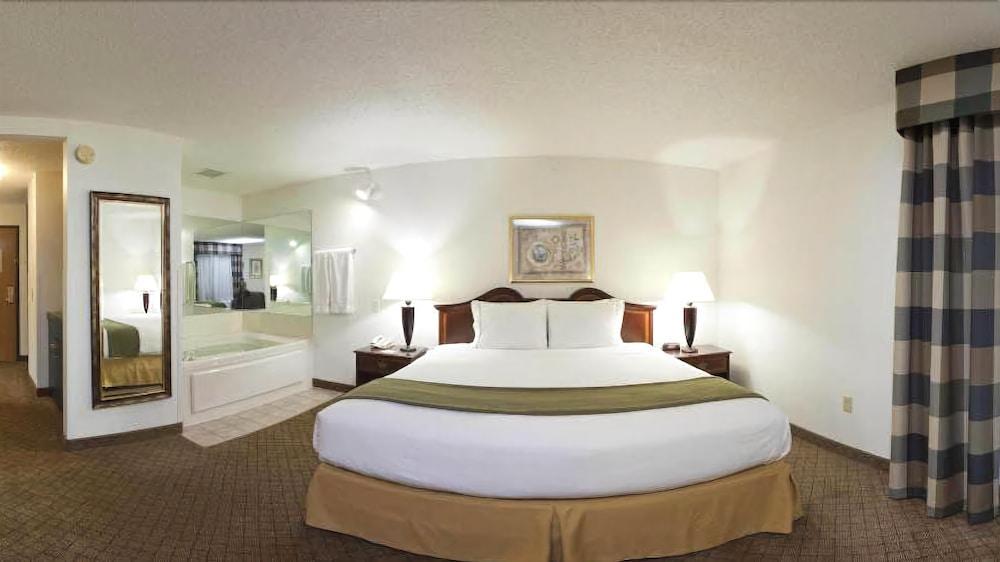 Holiday Inn Express & Suites Alliance By Ihg Bagian luar foto