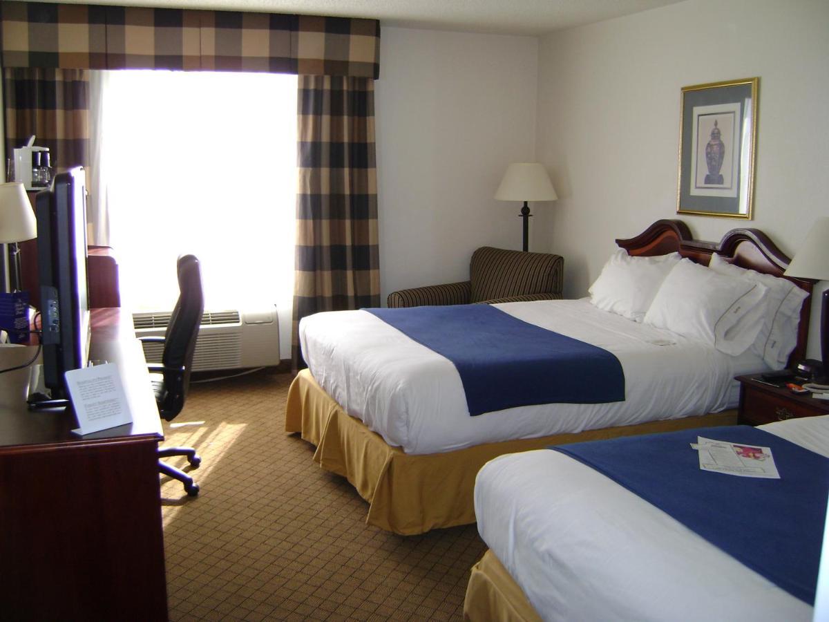 Holiday Inn Express & Suites Alliance By Ihg Bagian luar foto