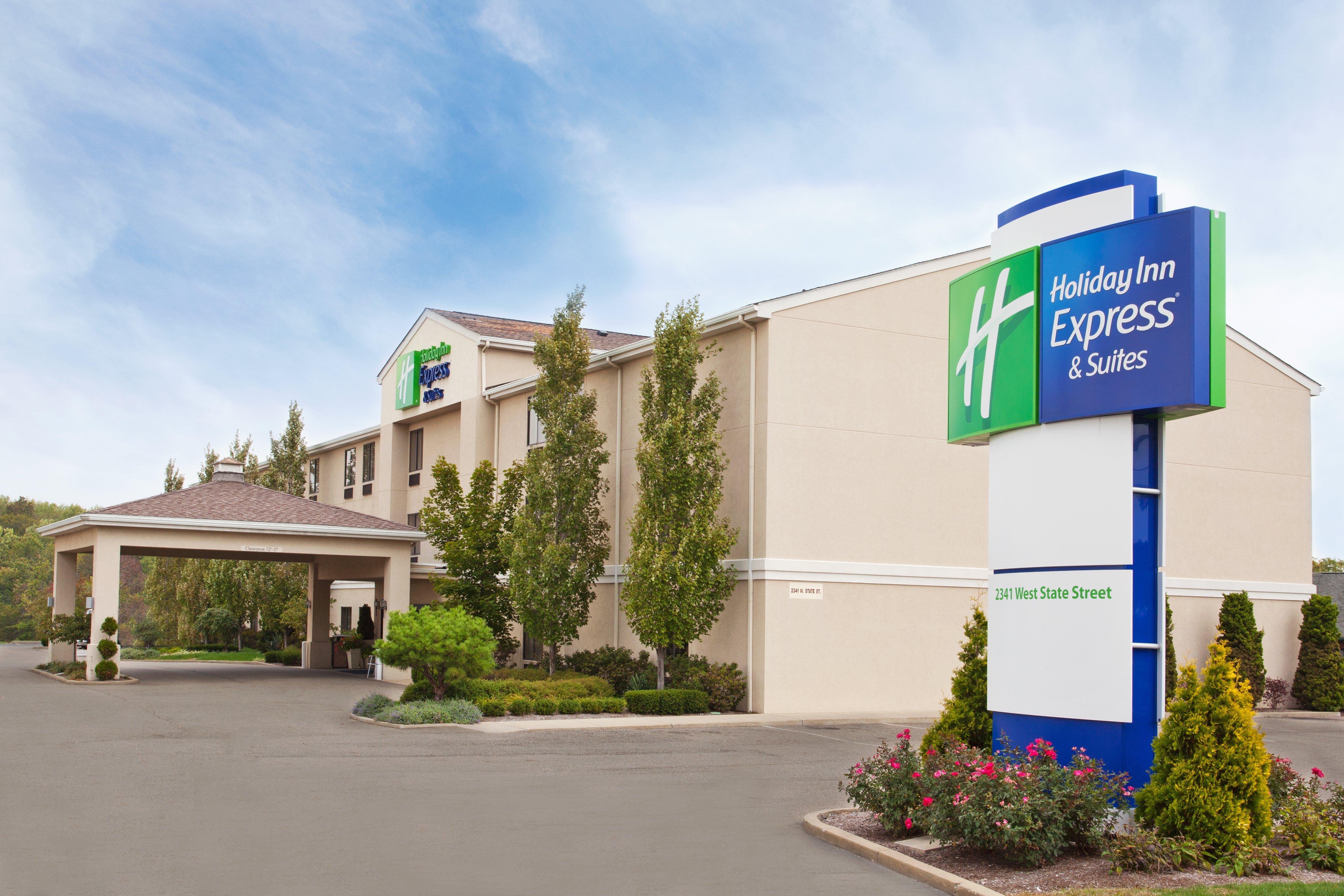 Holiday Inn Express & Suites Alliance By Ihg Bagian luar foto