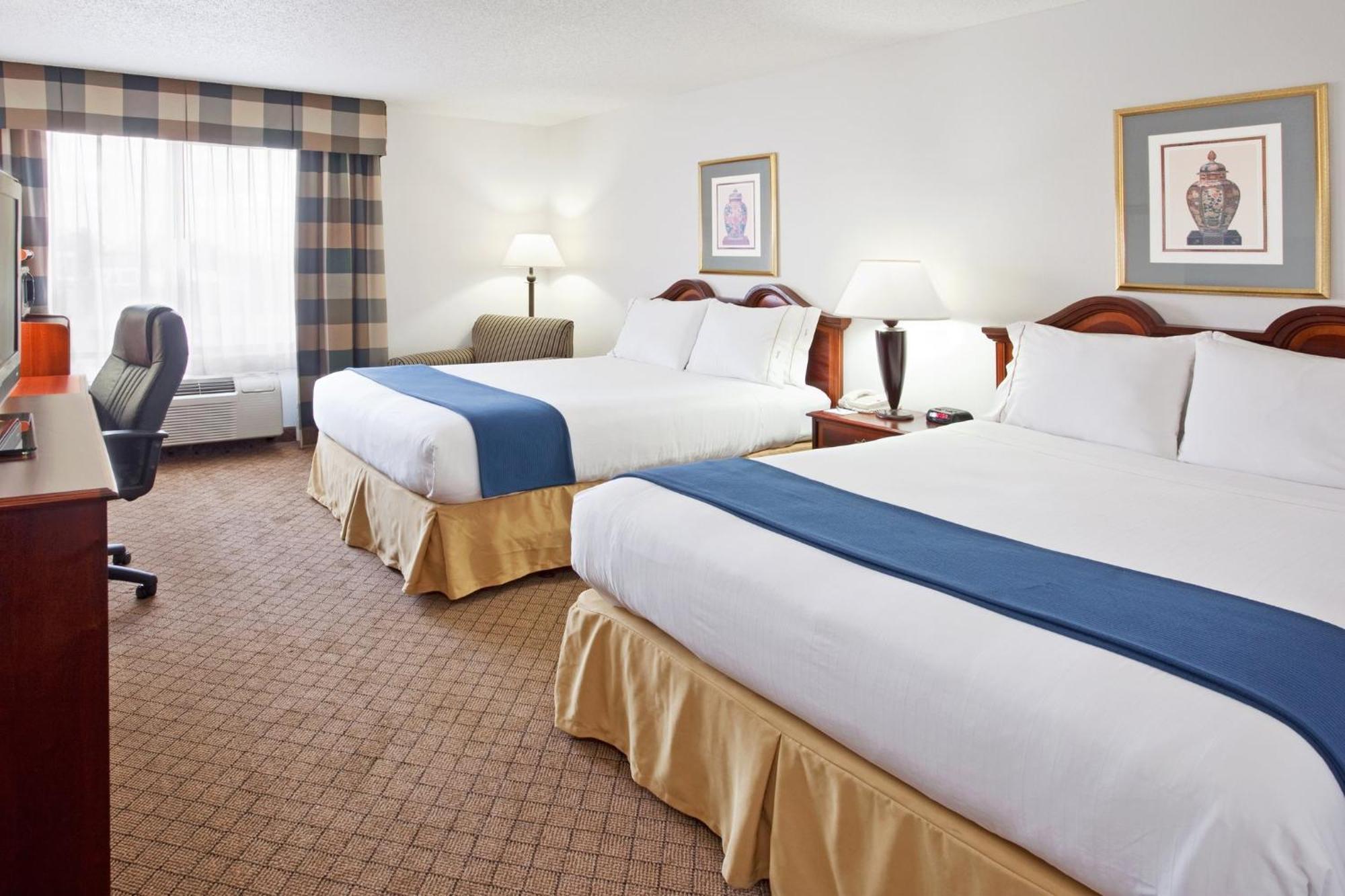 Holiday Inn Express & Suites Alliance By Ihg Bagian luar foto