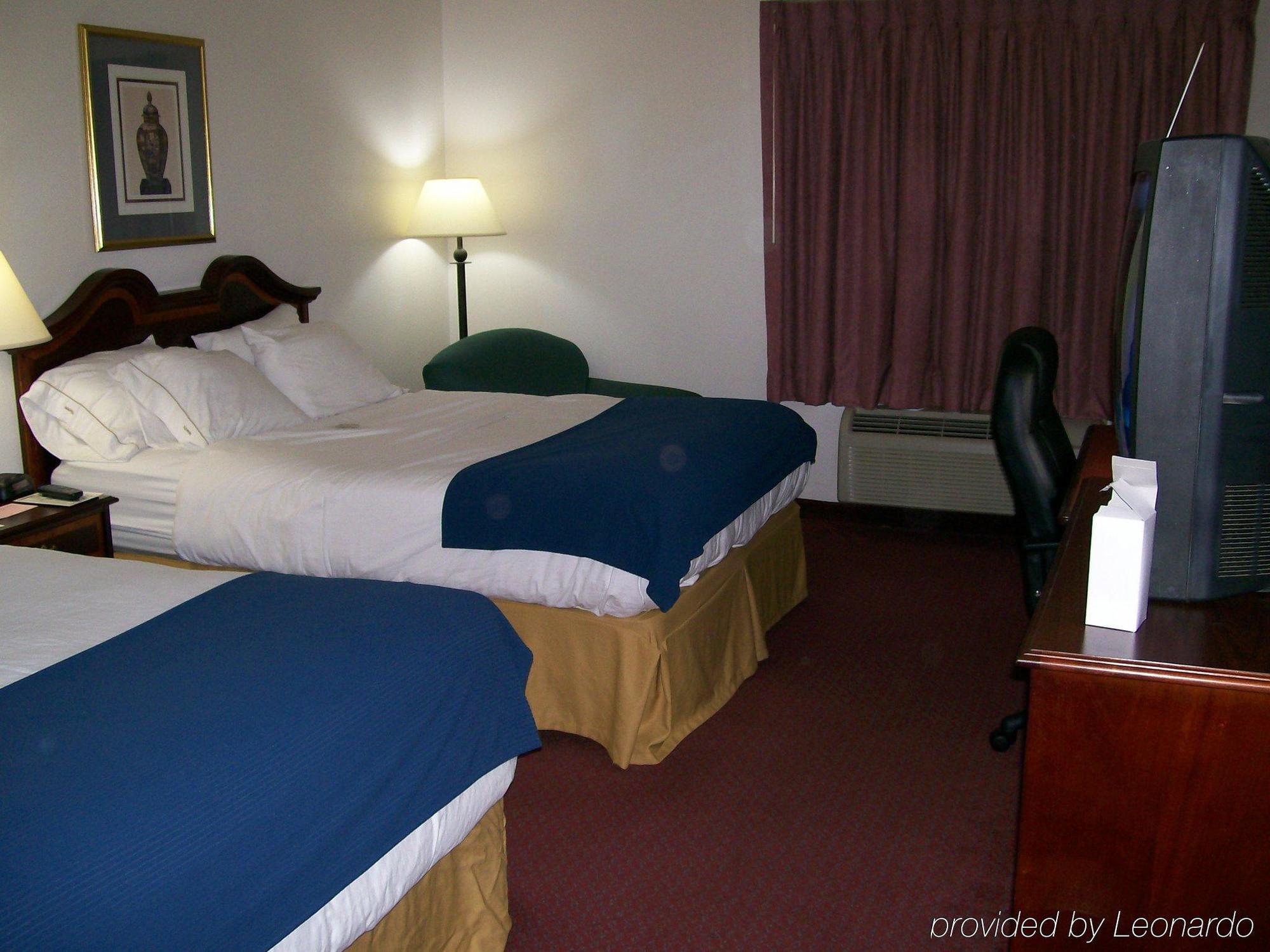 Holiday Inn Express & Suites Alliance By Ihg Ruang foto