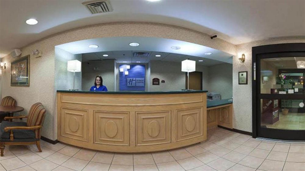 Holiday Inn Express & Suites Alliance By Ihg Bagian luar foto