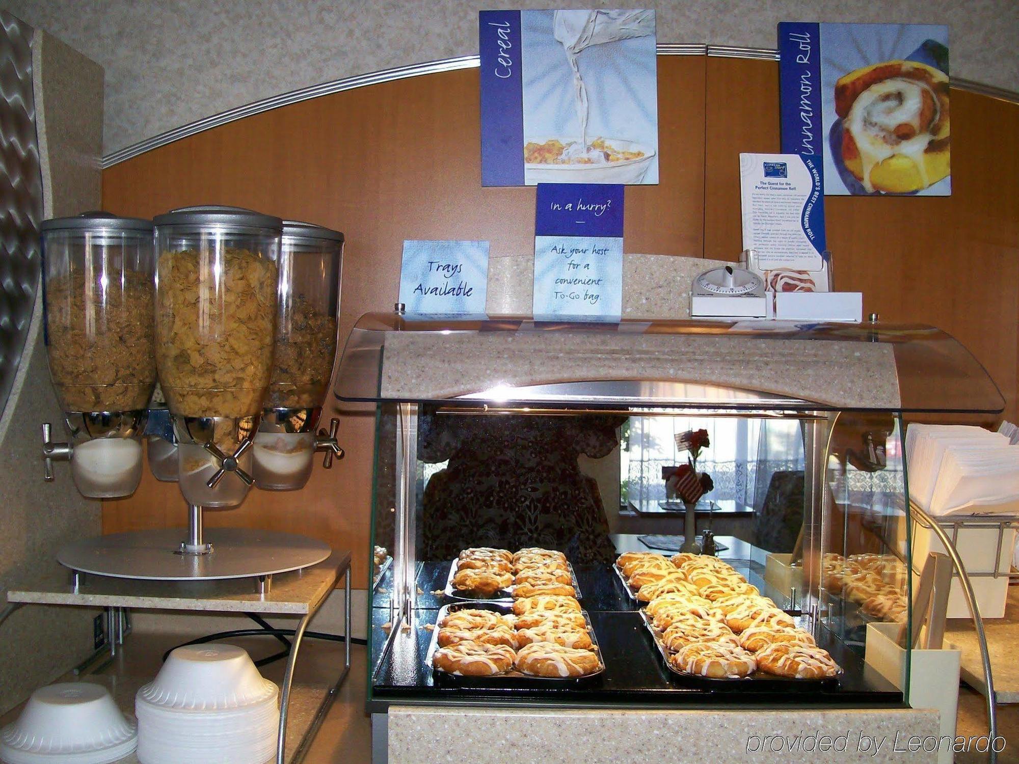 Holiday Inn Express & Suites Alliance By Ihg Restoran foto